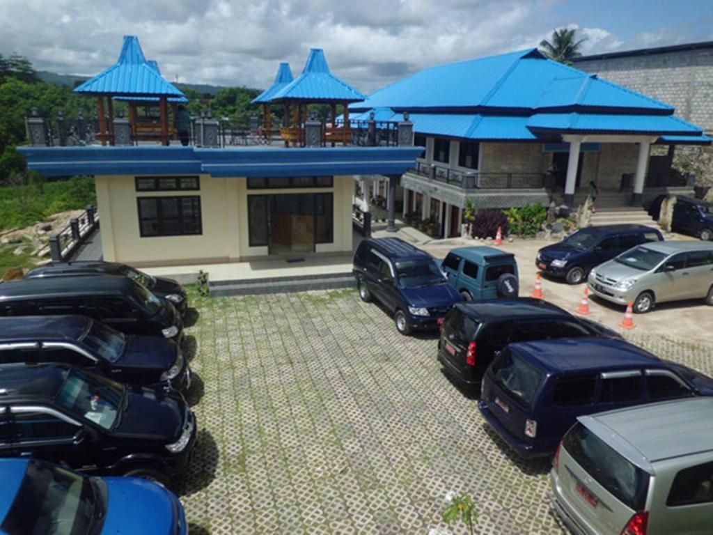 Hotel Sinar Tambolaka Waingapu Екстериор снимка